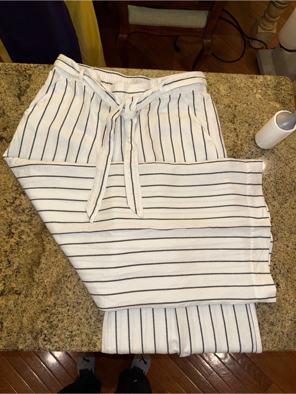 Joie White / Black Wide-Leg Stripe Pants with Paper Bag Tie Waist XL